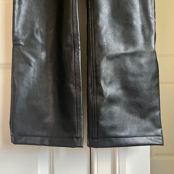 NWT Abercrombie Curve Love Ultra High Rise 90s Straight Jeans Leather 27 4 R - Picture 5 of 7